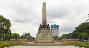 ODE TO RIZAL (Translated from Cecilio Apostol) 8 Jose Rizal National Monument